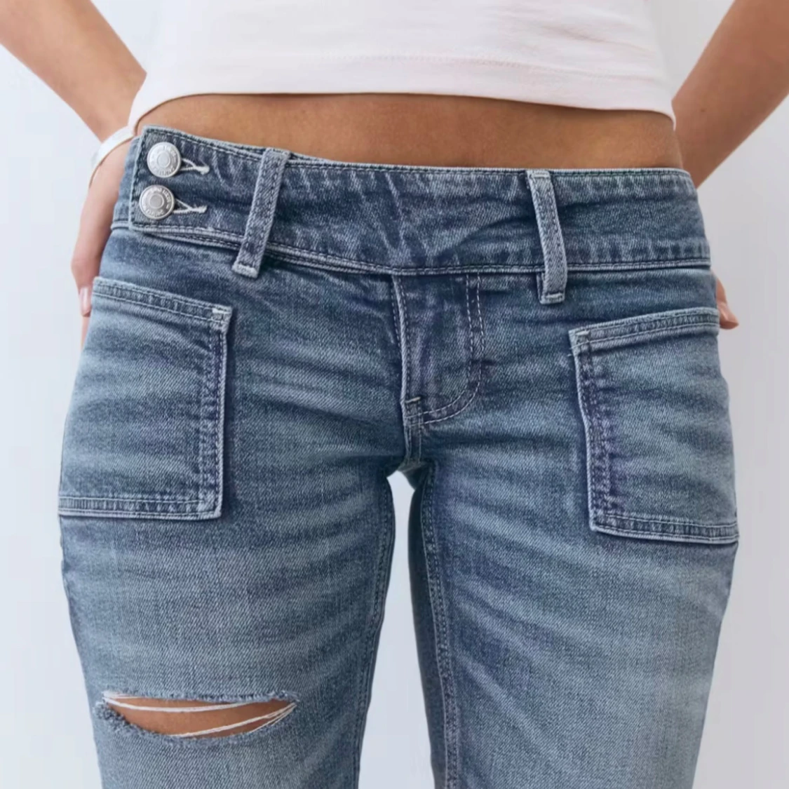 lågmidjade bootcut jeans med slitningar - 2