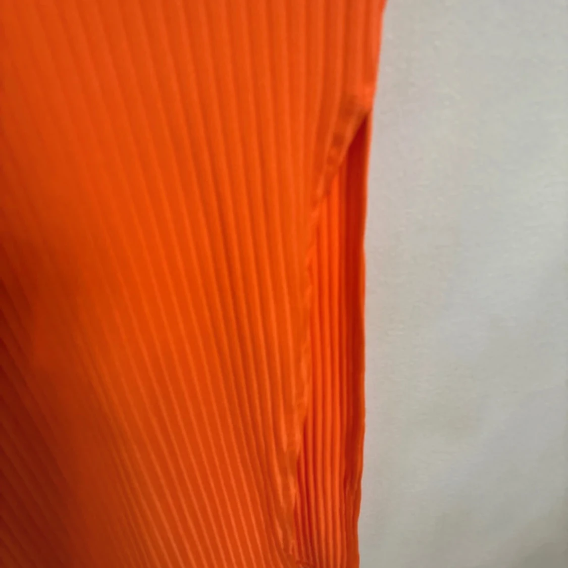 Orange ribbad långklänning - 2