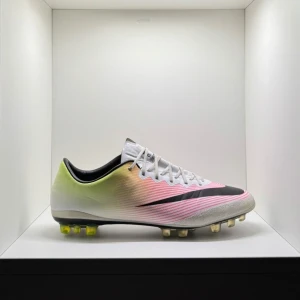 Nike Mercurial Vapor 10 - Nike Mercurial Vapor 10 ACC AG ”Radiant Reveal”🌈, Skick- 9/10