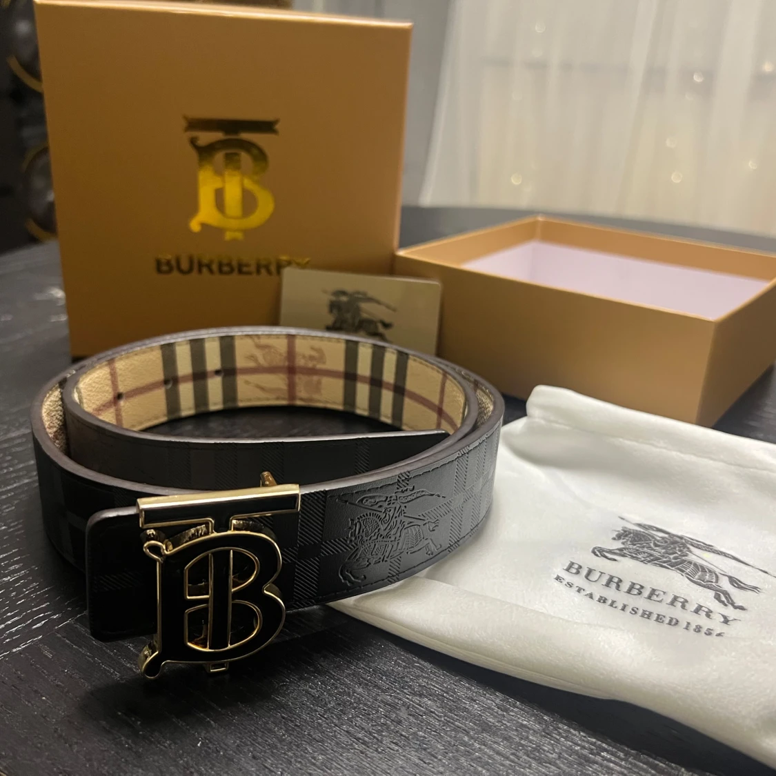 Burberry bälte  - 1