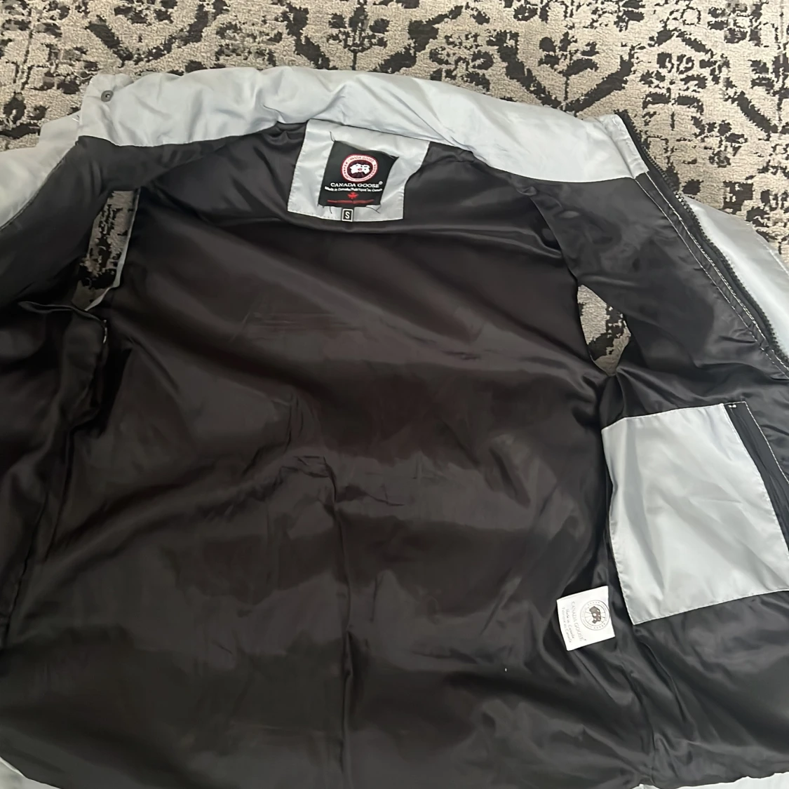 Grå dunväst från Canada Goose - 2