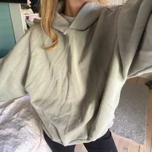 Grön oversized hoodie - Världens skönaste oversized hoodie i så fin grön färg