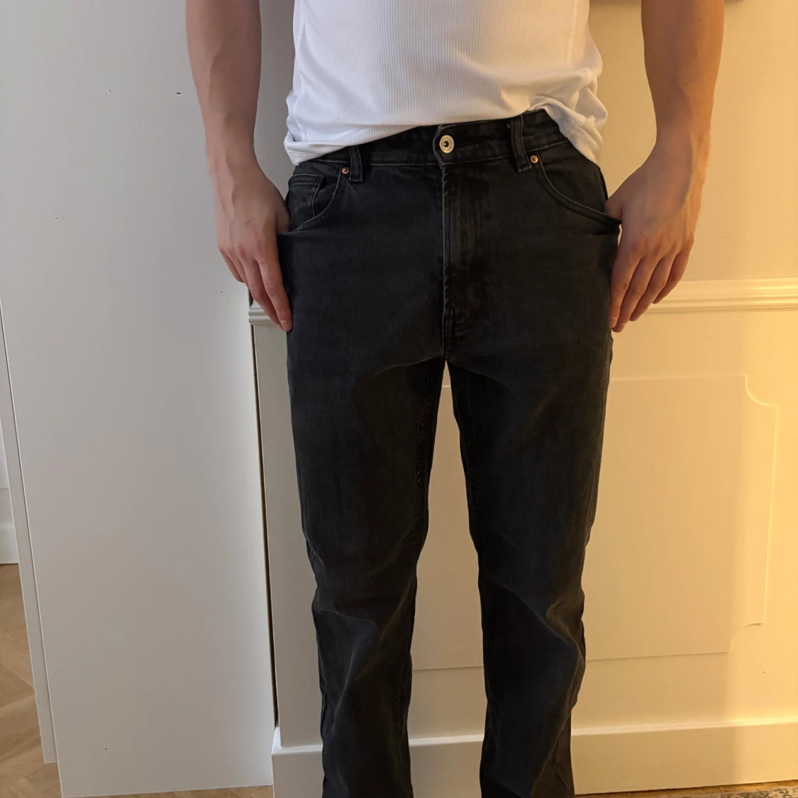 Svarta jeans från Vailent