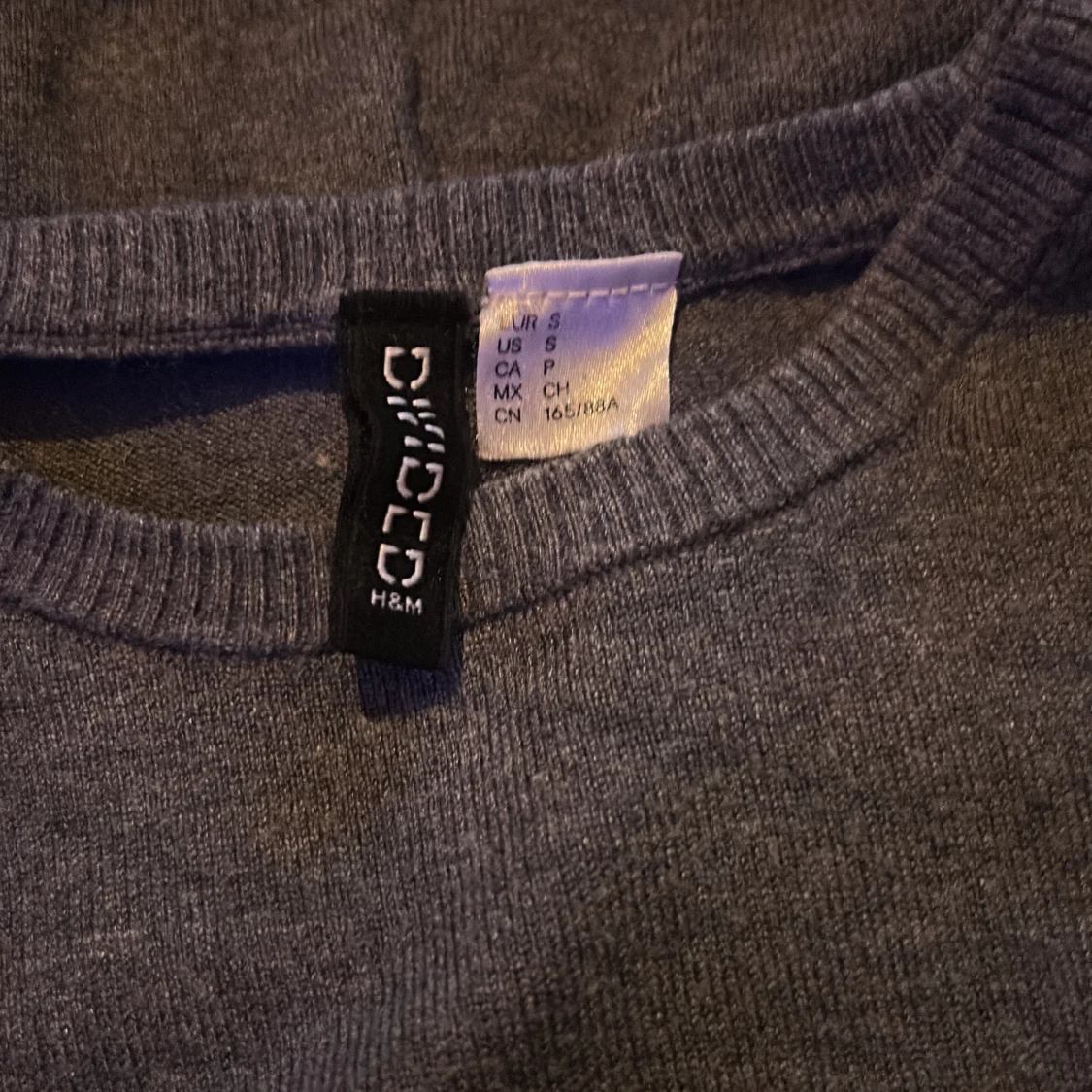 Grå kortärmad tröja från H&M Divided - 2