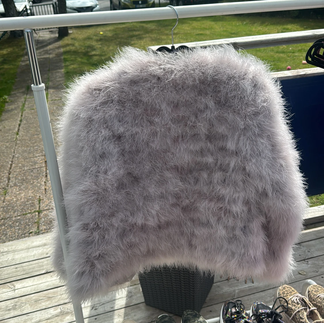 Ljuslila pälsjacka från DennisM - 1