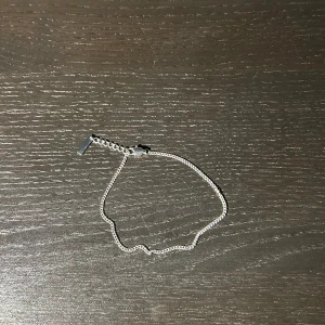 Silver Armband  - Cond: 10/10 Strlk: 18-20/20-22 - 1.8mm Material: Rostfritt stål (tål vatten)