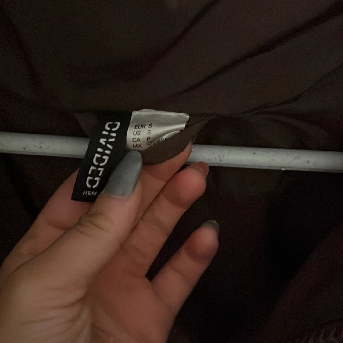 Brun pufferjacka från H&M Divided - 3