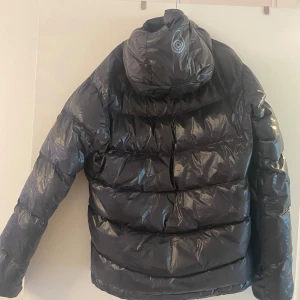 SAIL RACING Frost Down Jacket Graphite - Bra skick, har använt bara halva vintern, pris kan diskuteras 
