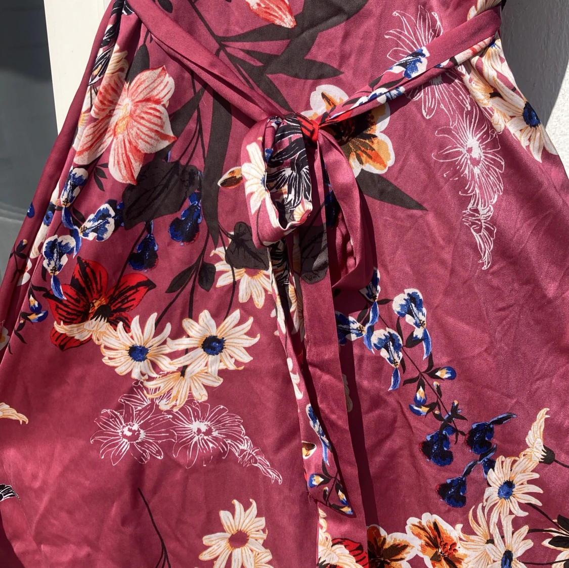 Blommig klänning från Billie & Blossom - 4