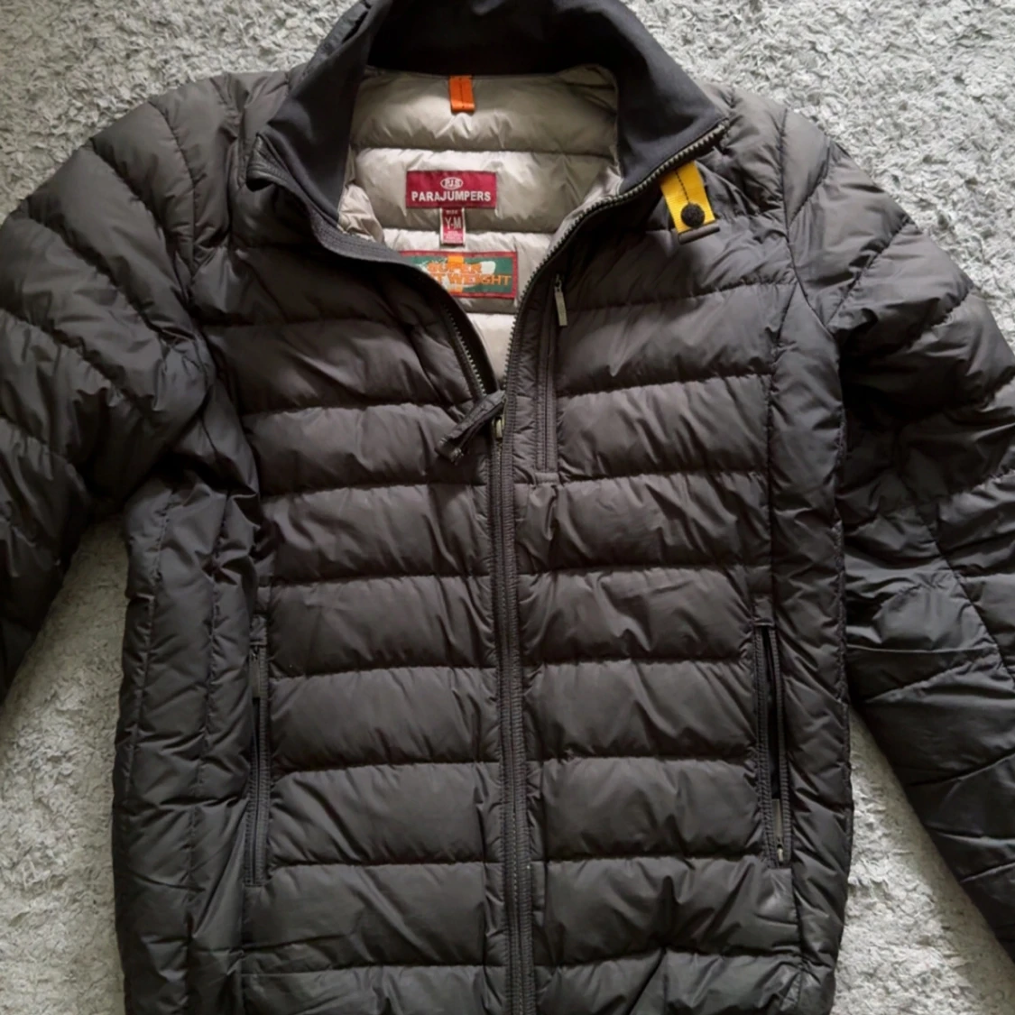 Svart dunjacka från Parajumpers