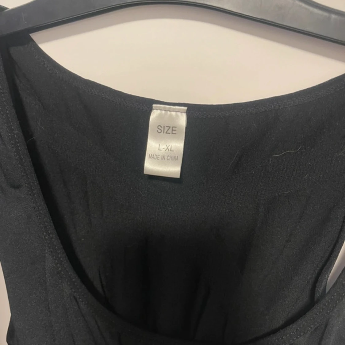 Svart sömlös jumpsuit L-XL - 3