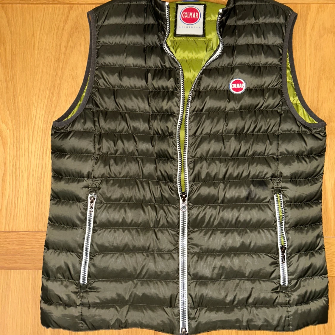 Olivgrön dunväst från Colmar - 1