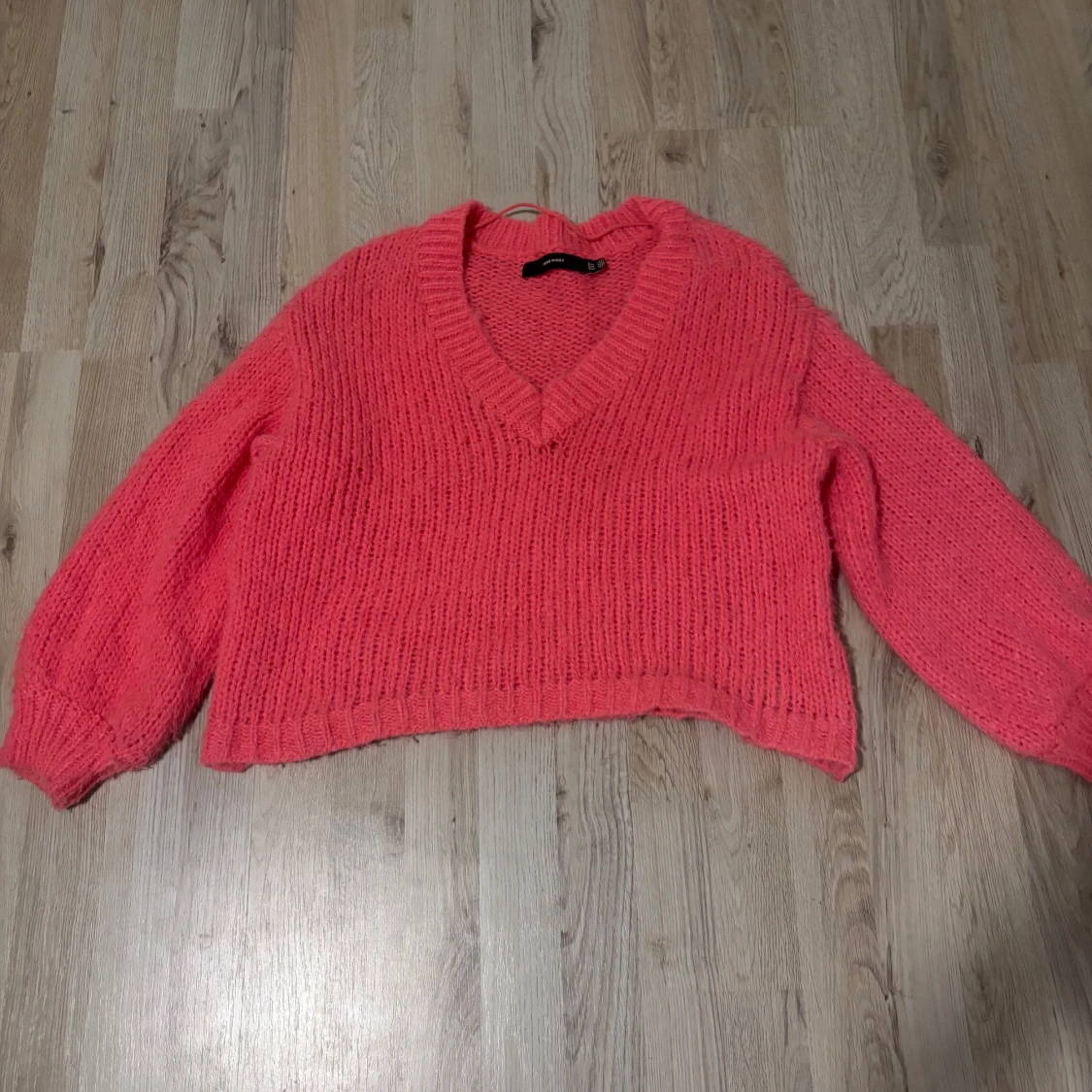 Rosa stickad tröja från Vero Moda