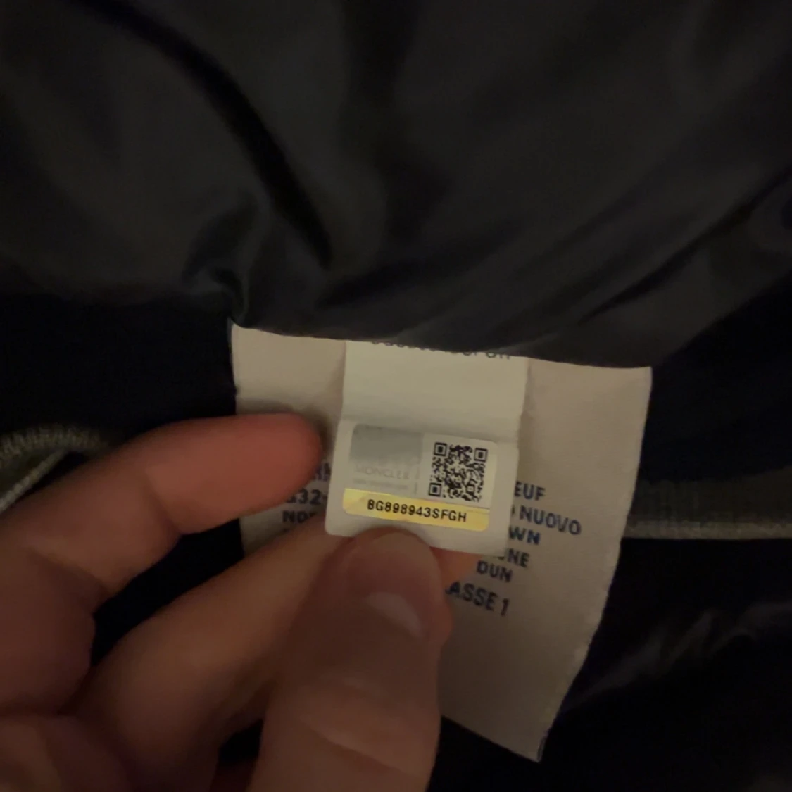 Blå dunväst från Moncler - 4