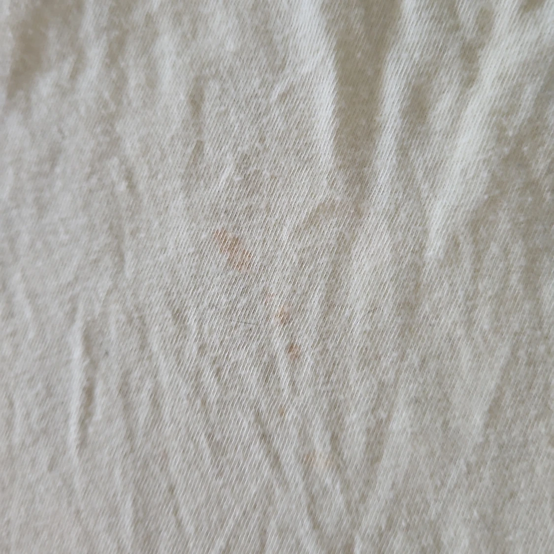 Ljusgul tubklänning med smock.  - 1