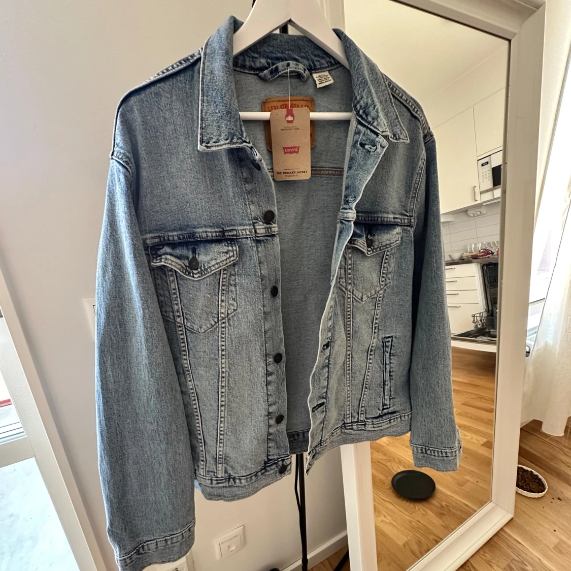 Levi's ljusblå jeansjacka L