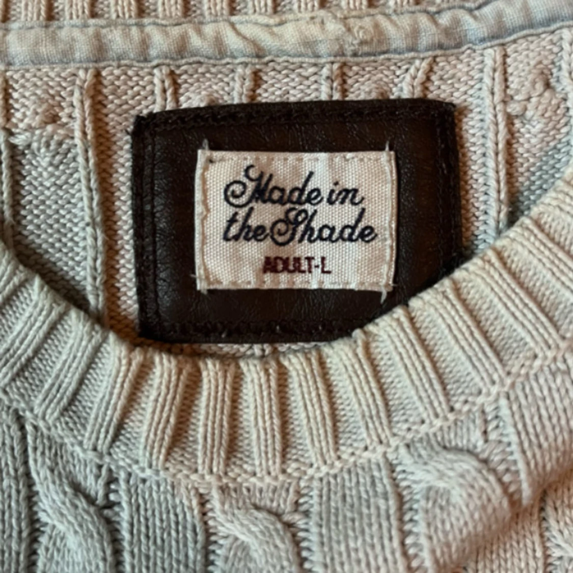 Beige kabelstickad tröja Made in the Shade - 1