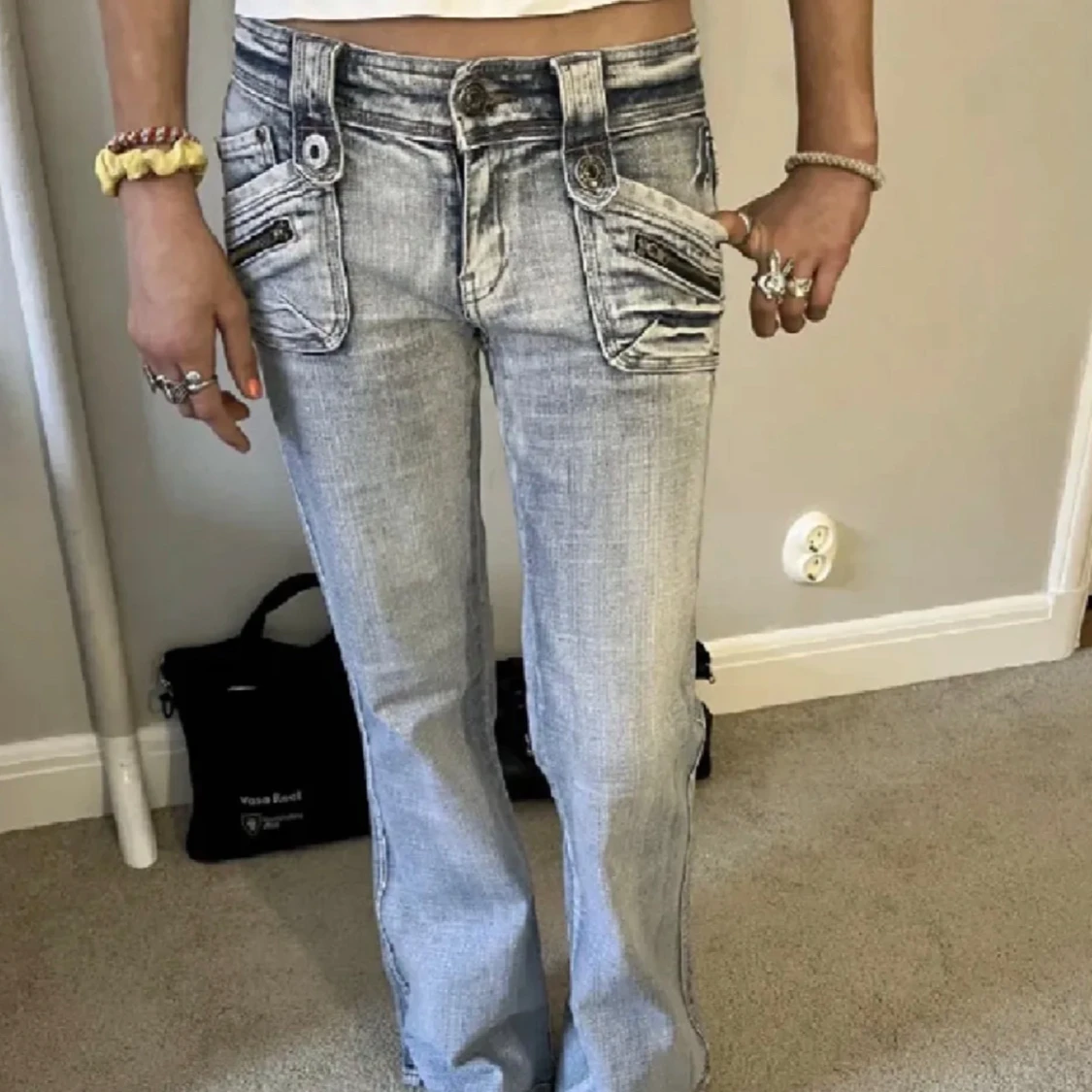 Ljusblå bootcut jeans - 1