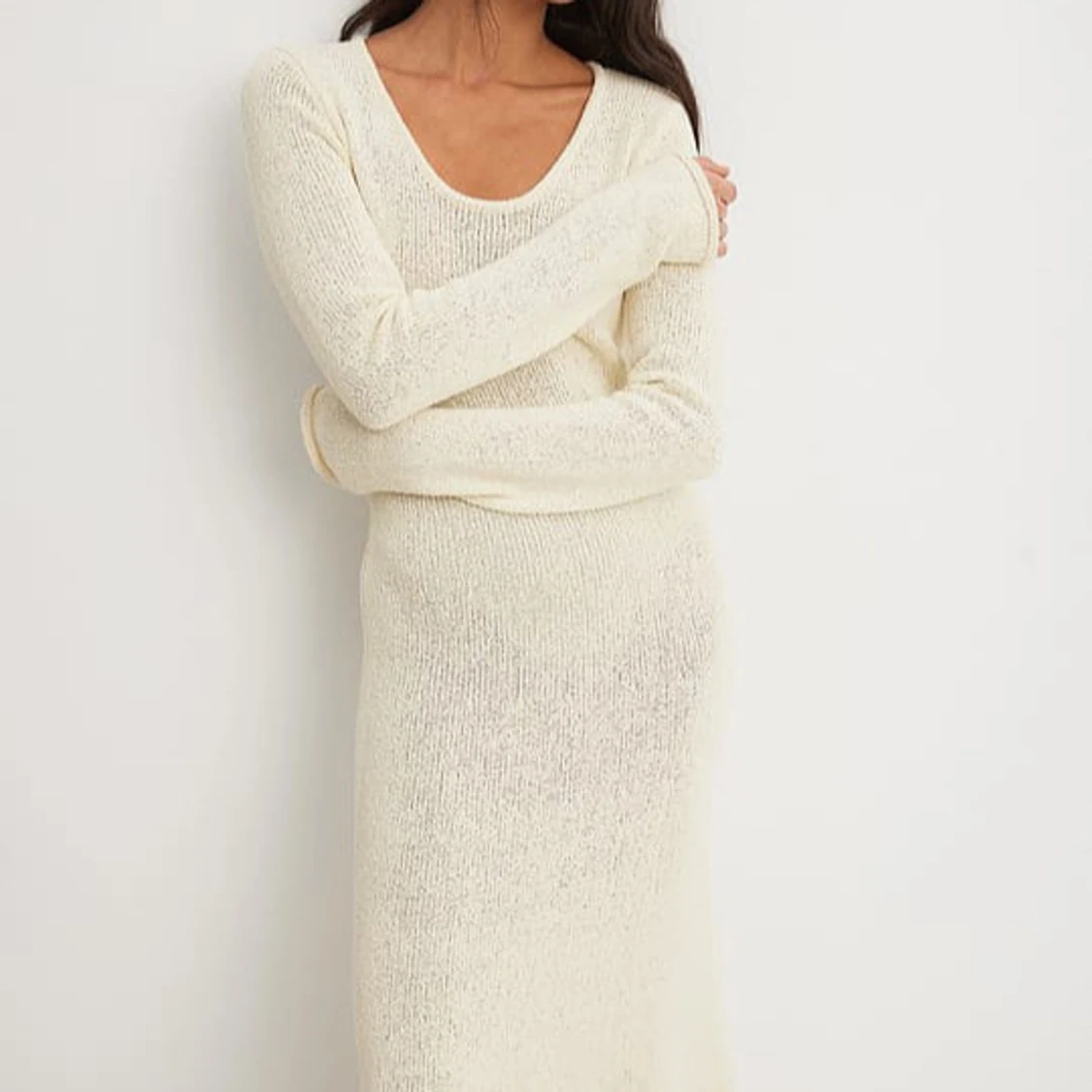 Stickad klänning beige