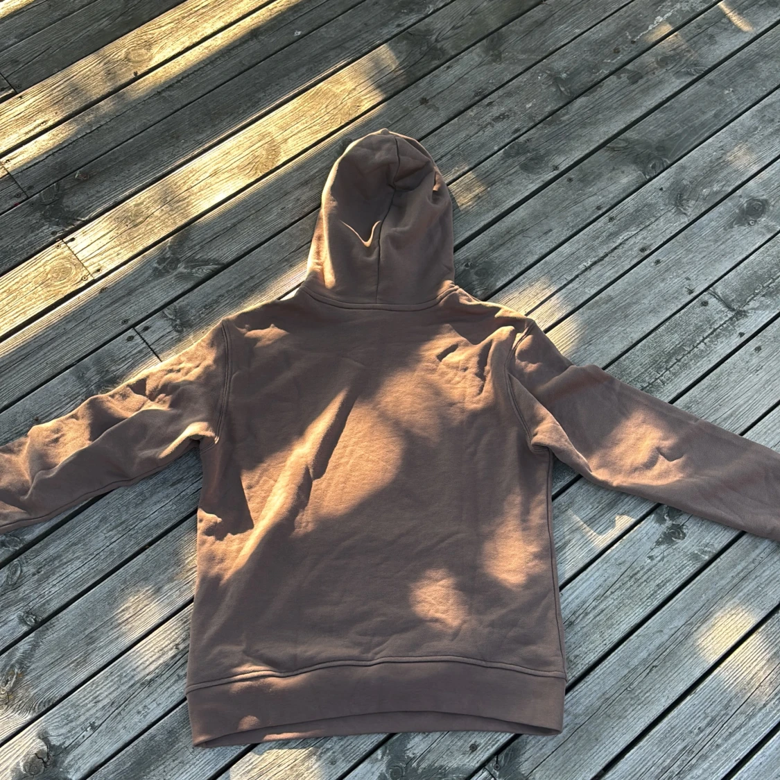 Brun hoodie från Adidas med huva - 1