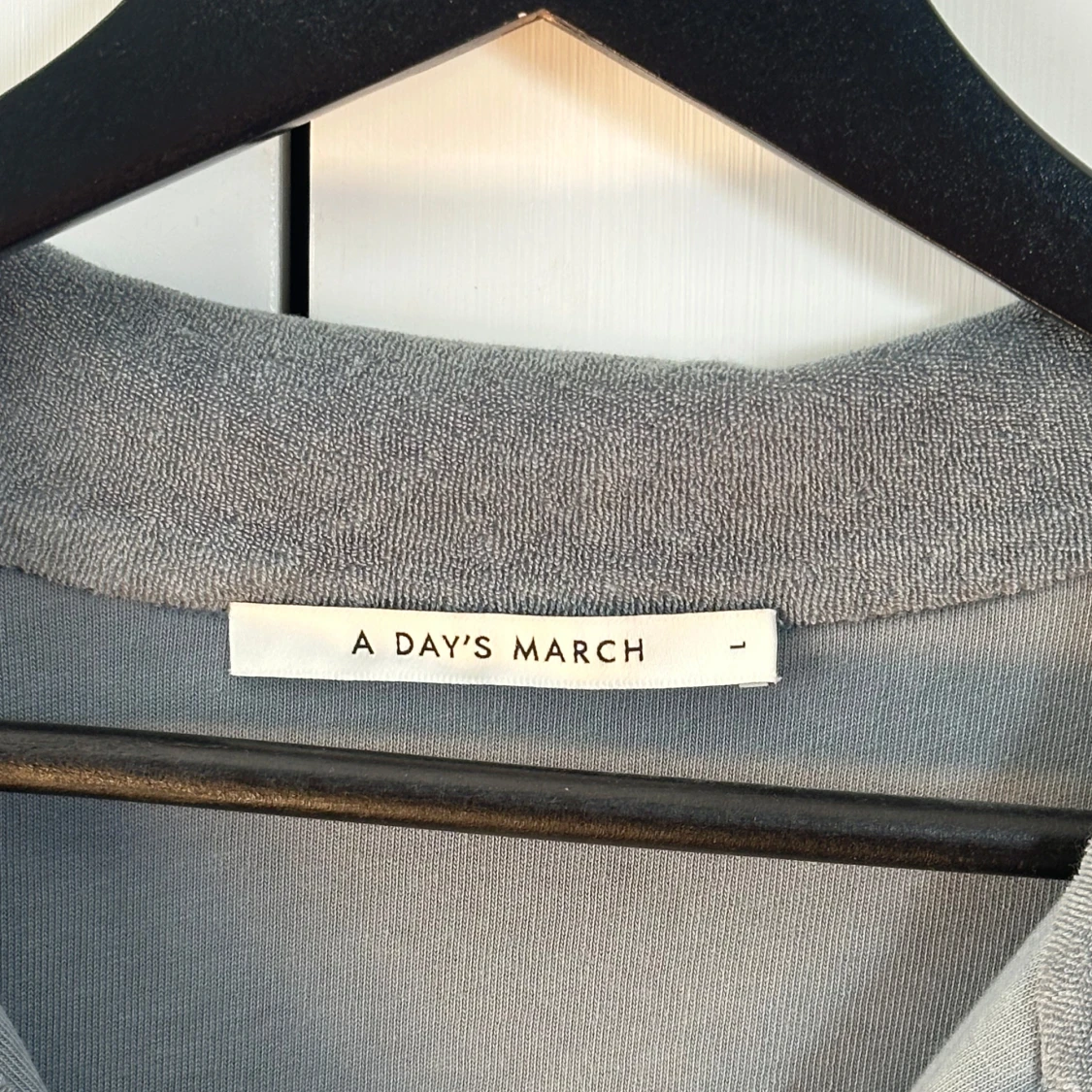 Grå frotté pikétröja A Day's March - 1