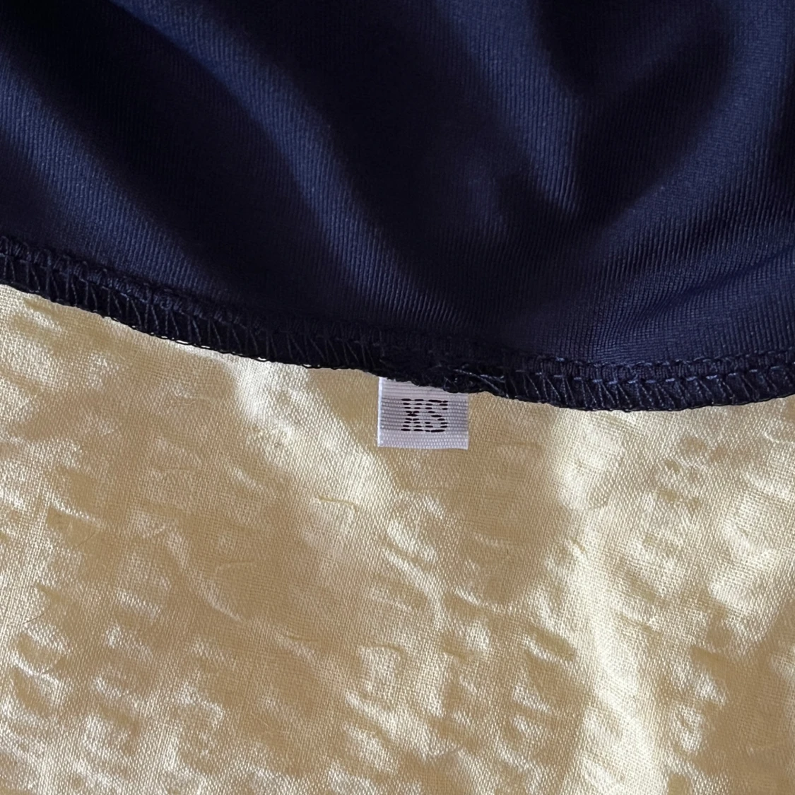 Mörkblå bandeau tubtopp med rosett XS - 3