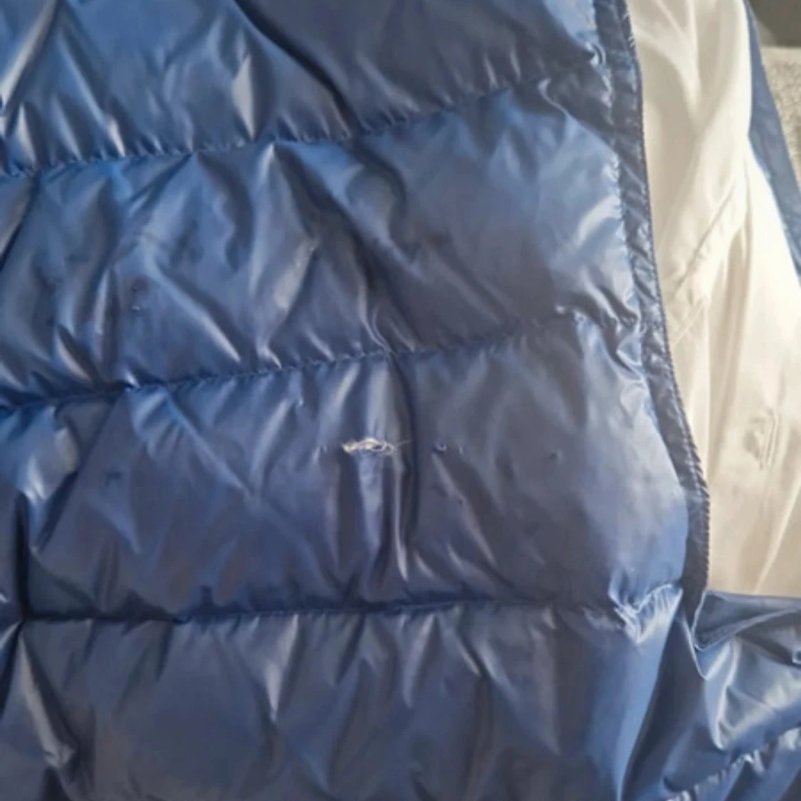 Blå dunväst från Bvaldi med huva - 3