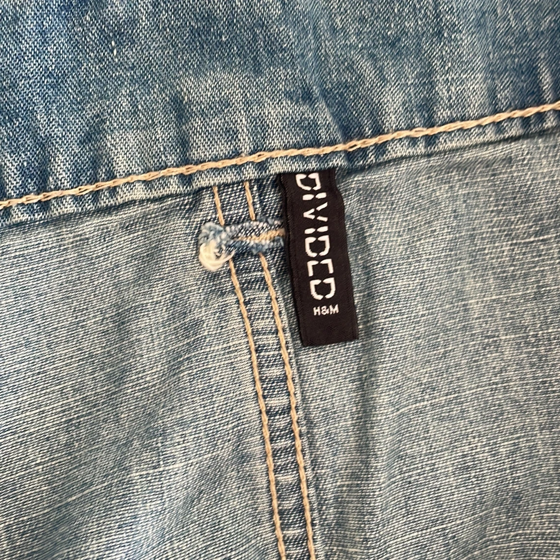 Ljusblå jeanskjol från H&M Divided - 2