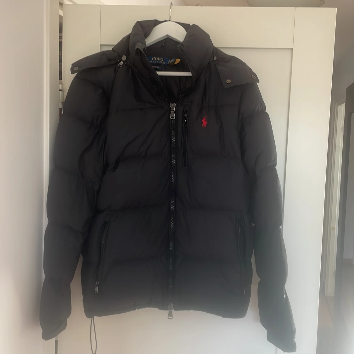 Svart pufferjacka från Polo Ralph Lauren - 2