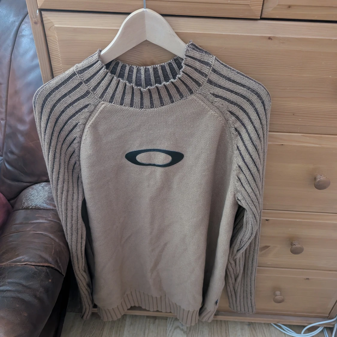 Oakley tröja