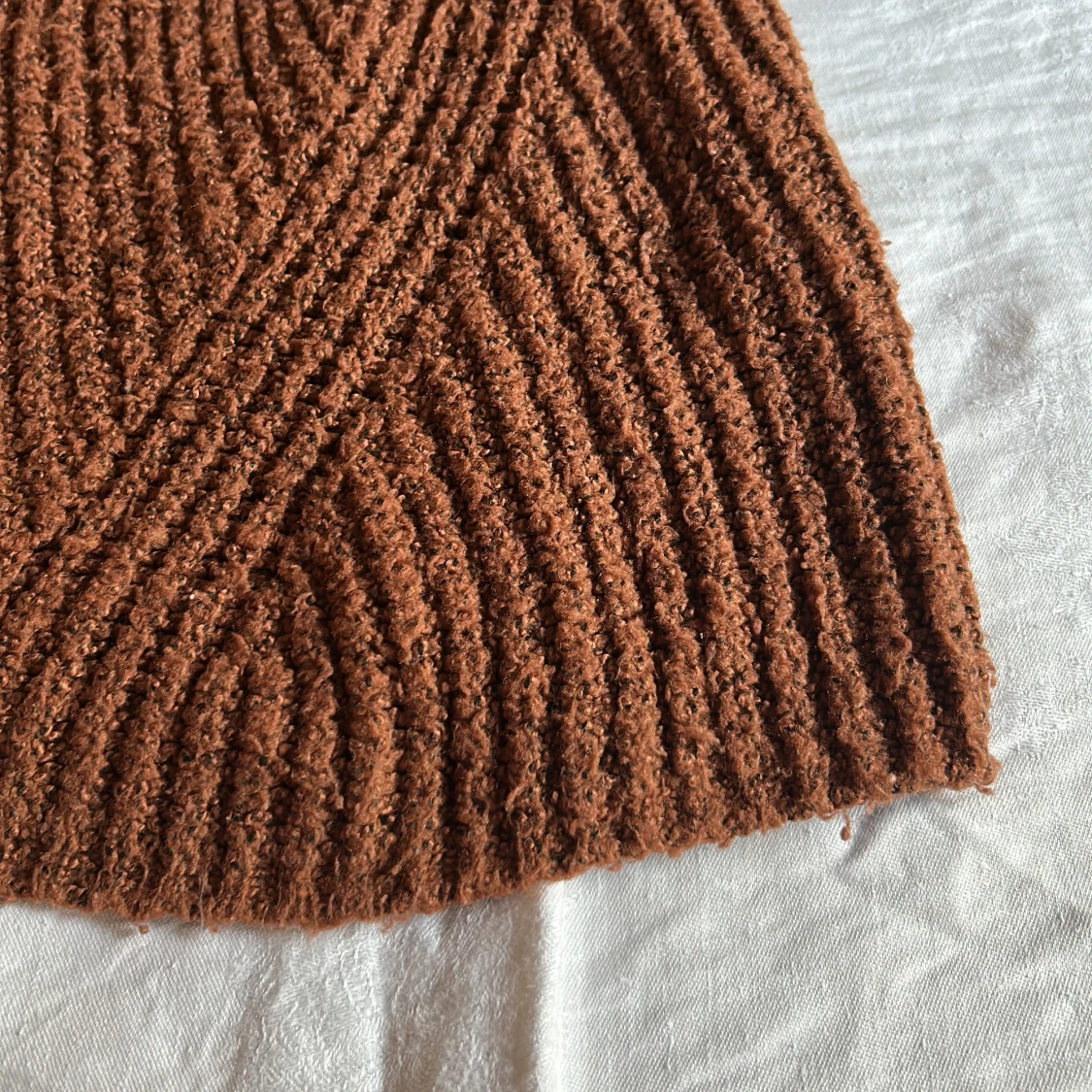 Brun stickad tröja från ONLY - 4