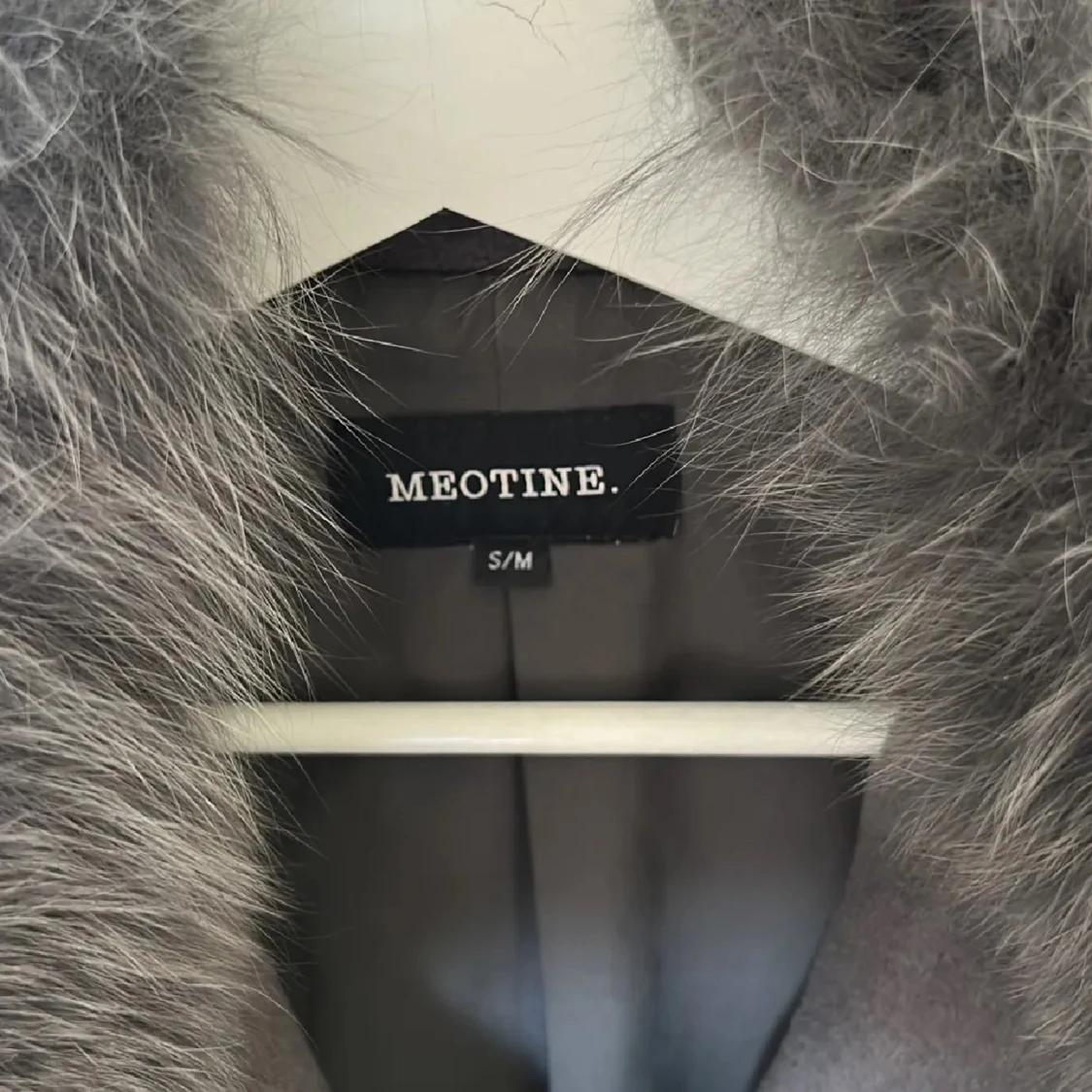 Grå pälsjacka från Meotine S/M - 1