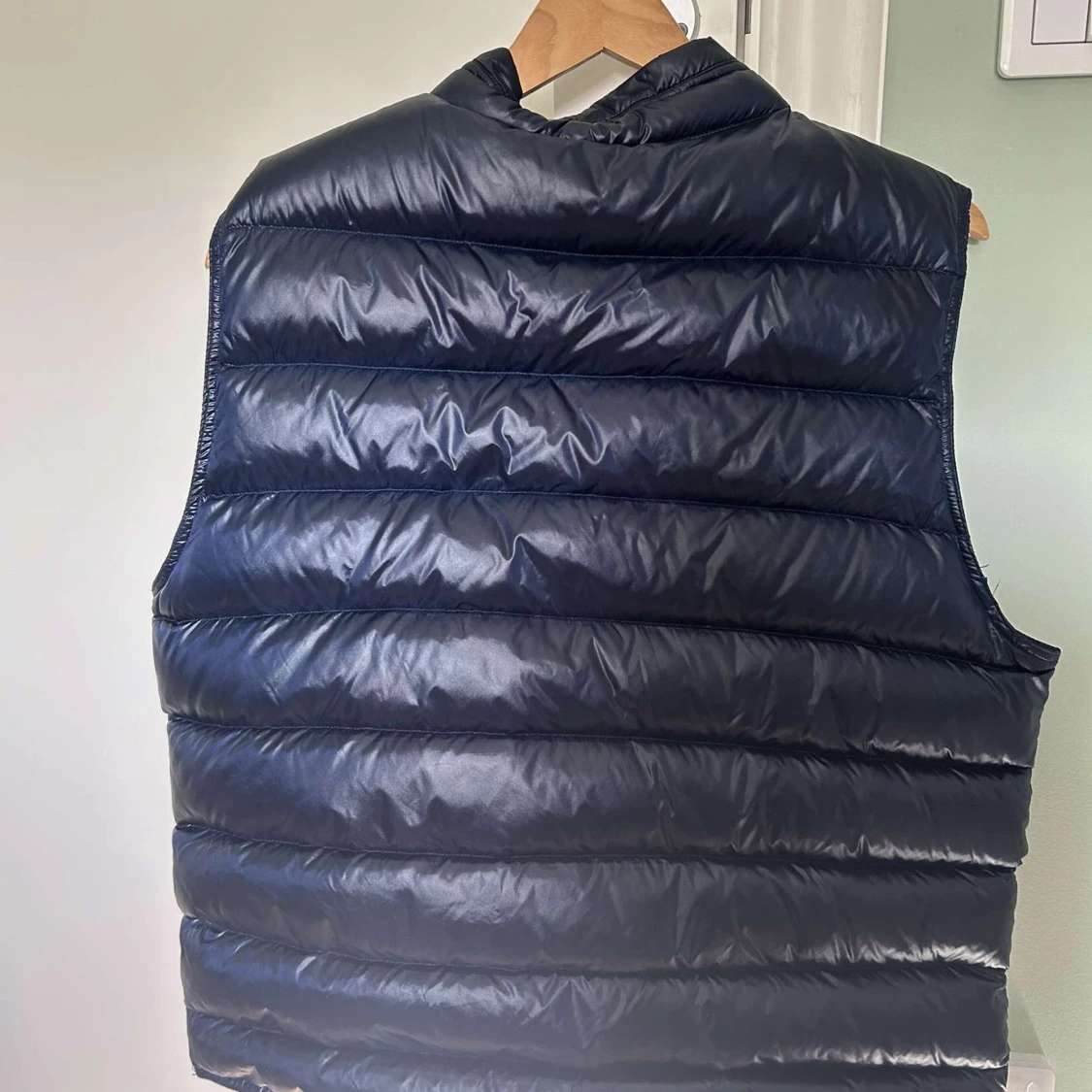 Marinblå  dunväst från Moncler - 3