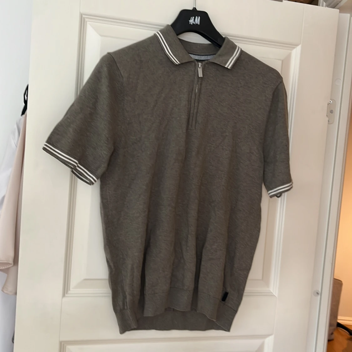 Grå kortärmad tröja från Bondelid