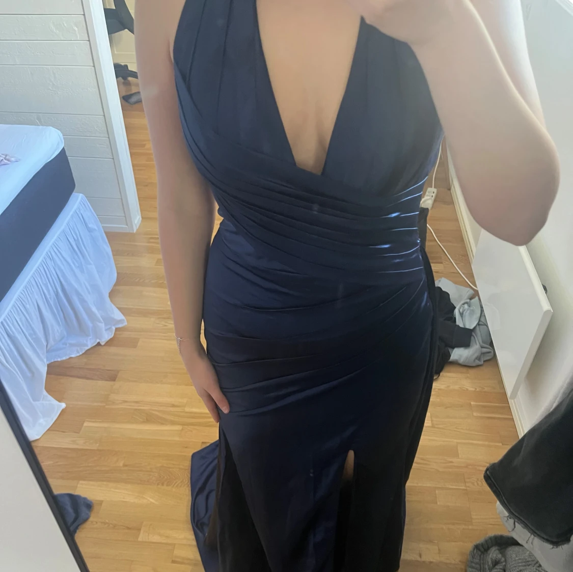 Mörkblå balklänning  - 1