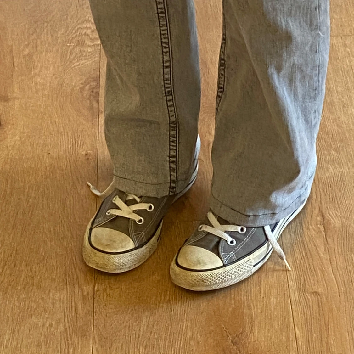 Grå Converse All Star sneakers