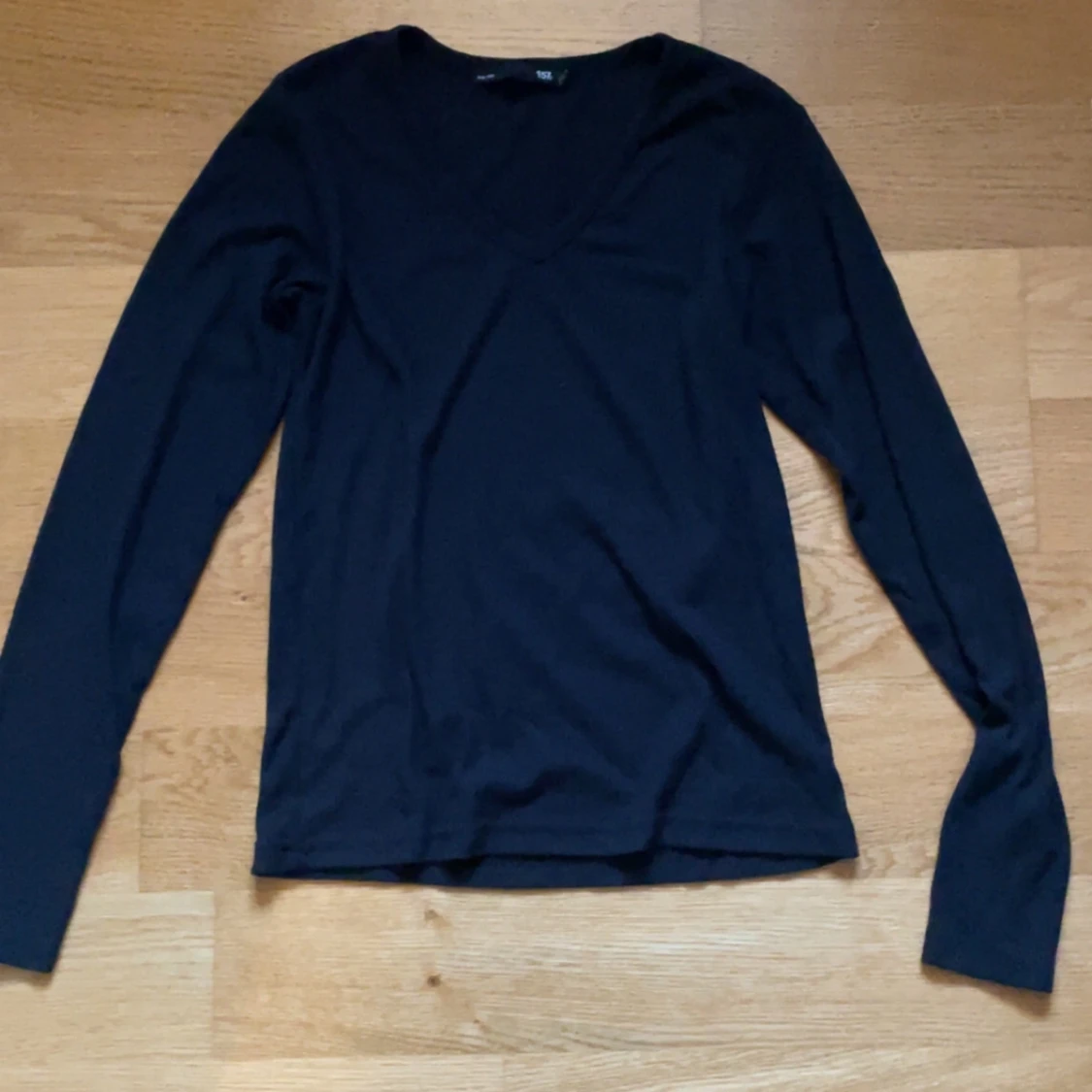 Svart långärmad tröja - 1