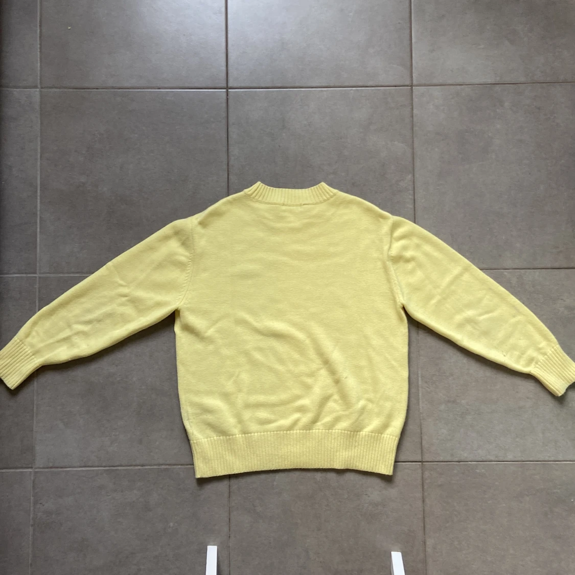 Mjuk Gul tröja från J.Lindeberg - 3