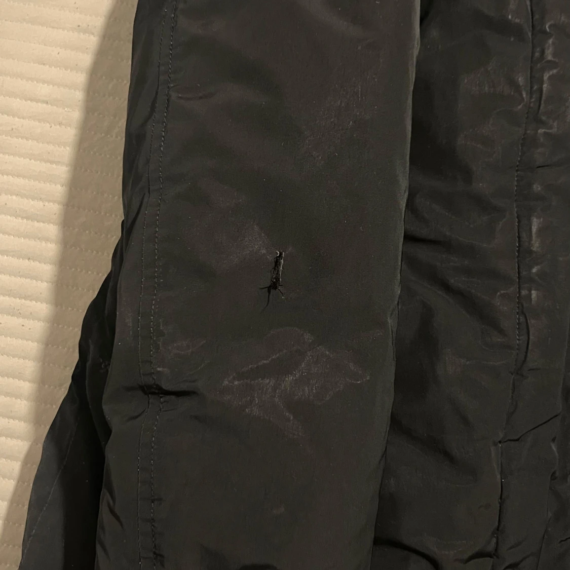 Svart parkas från Woolrich med pälskrage - 2