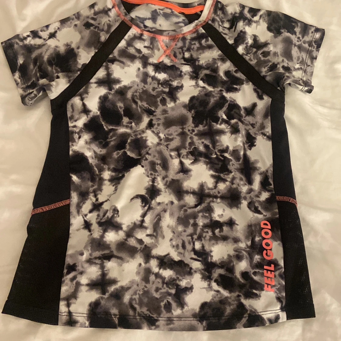 Svartvit träningskläder från Lindex - 1