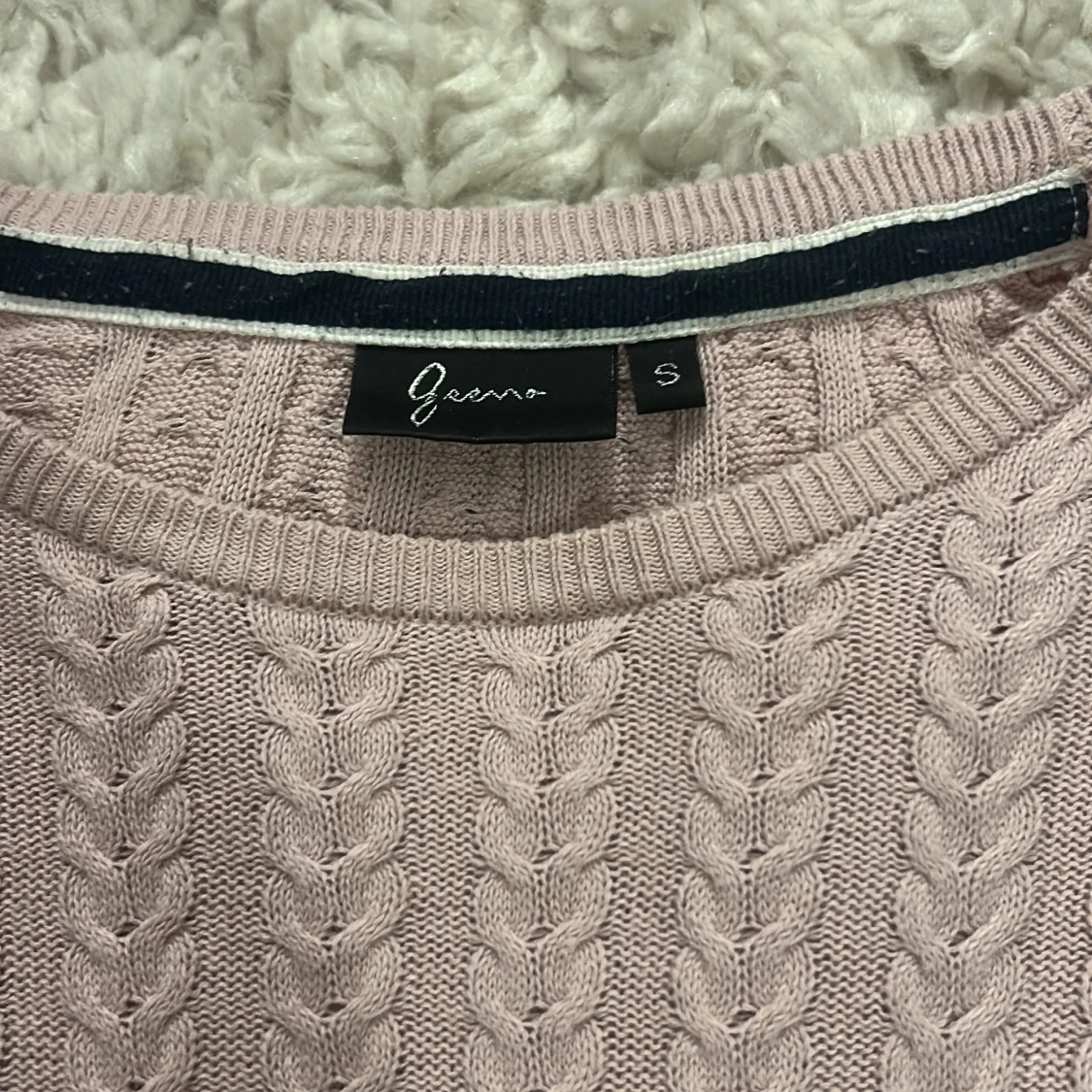 Ljusrosa stickad tröja - 1