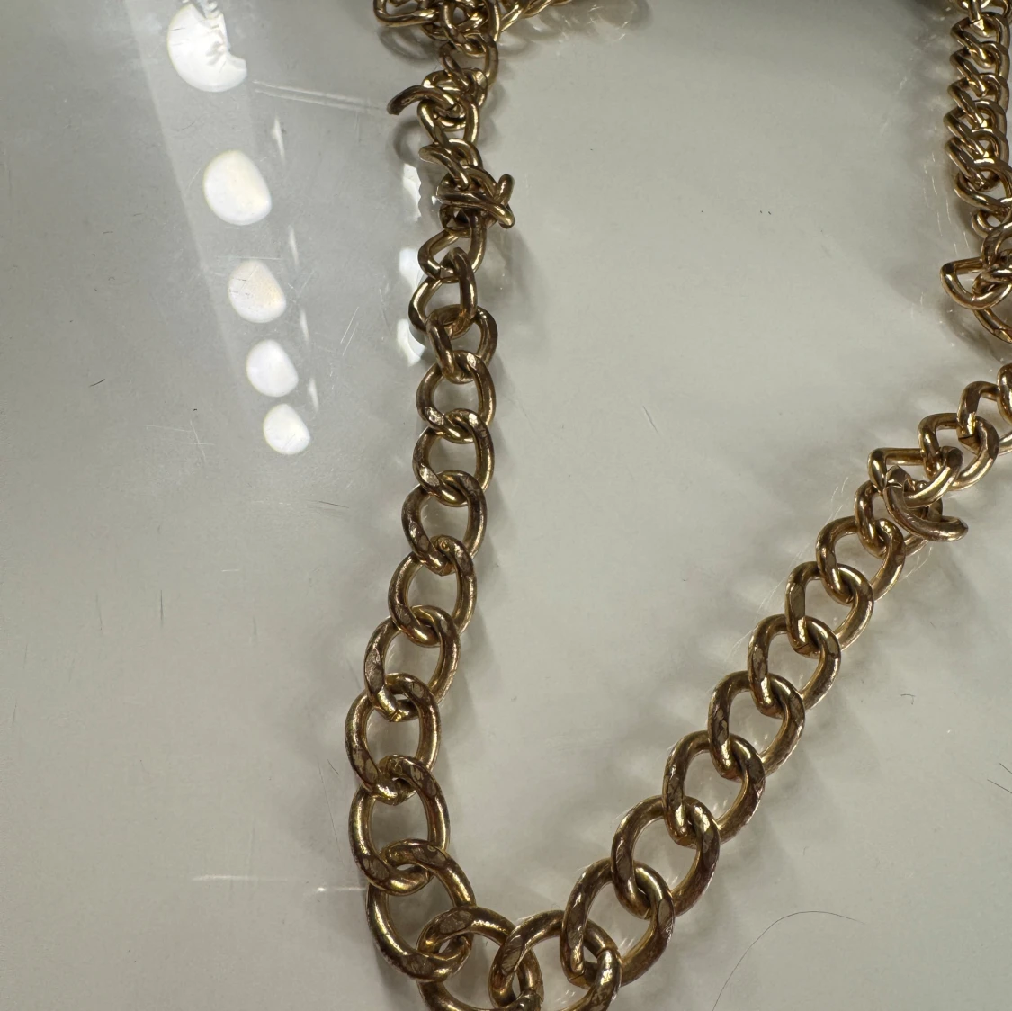 Svart axelväska med kedja - 3