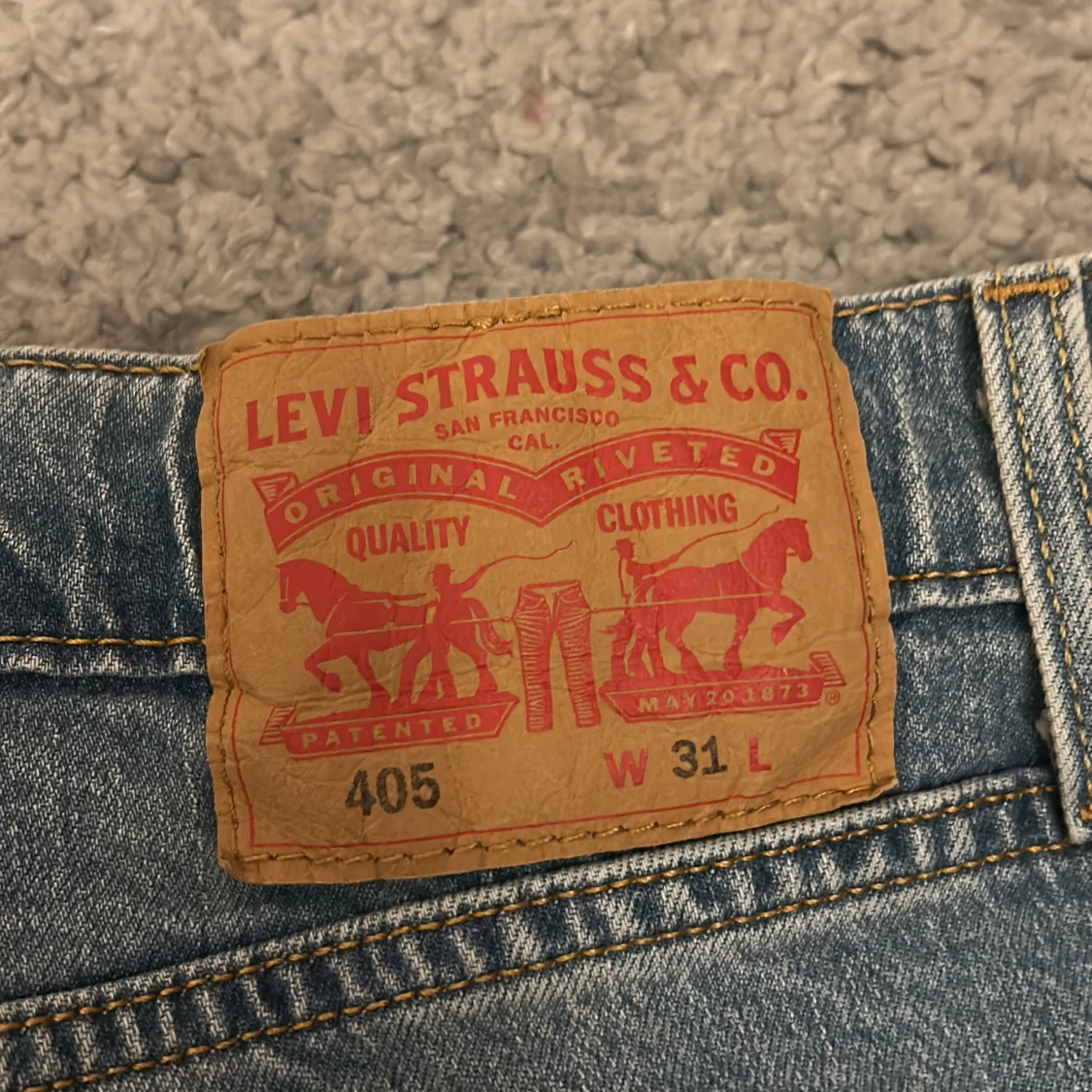 Levi's ljusblå jeansshorts 405 - 3