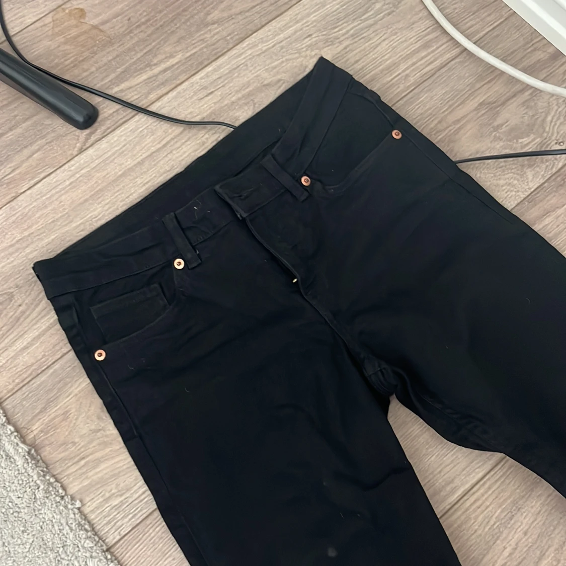 Svarta bootcut jeans - 1