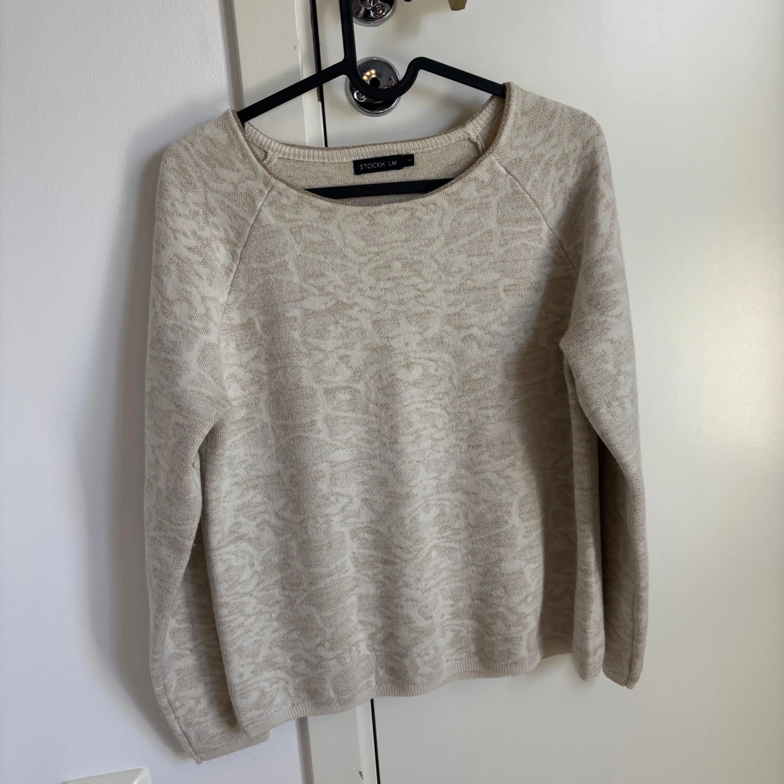 Beige stickad tröja från Stockh LM - 2