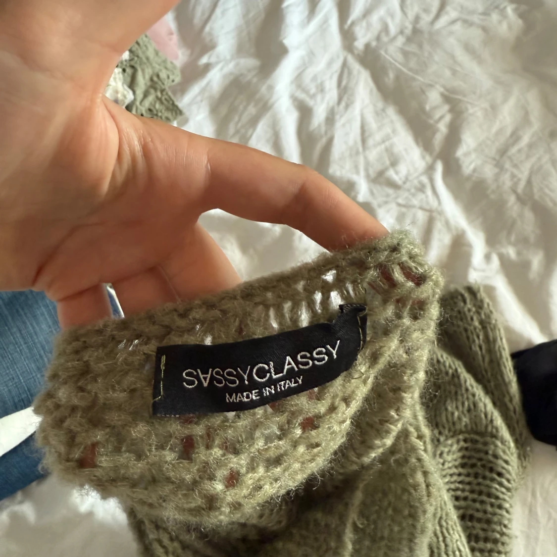 Olivgrön stickad tröja SassyClassy - 2