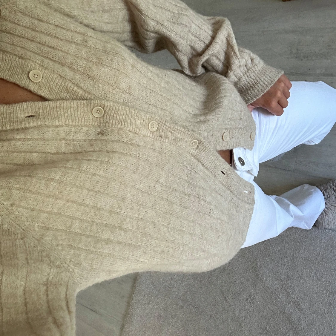 Beige ribbad kofta från Selected Femme - 1