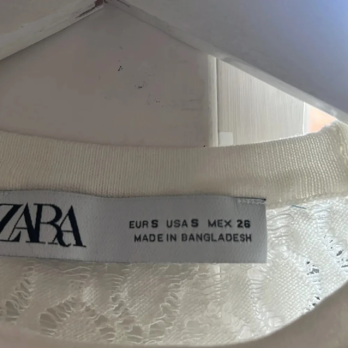 Vit stickad topp från Zara - 1