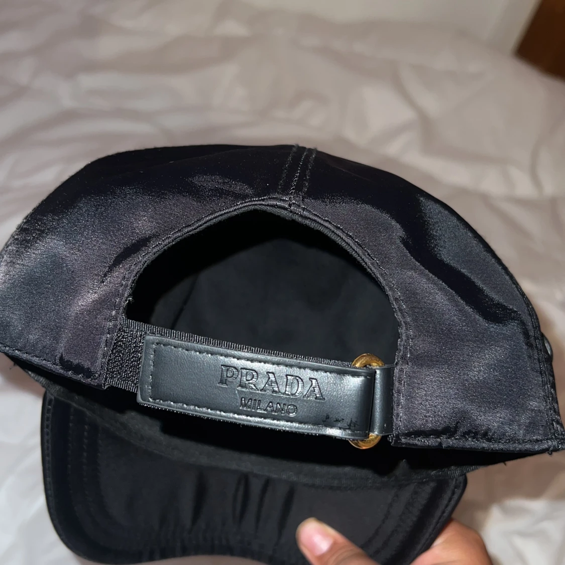 Svart keps från Prada i bomull - 4