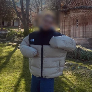 North face puffer jacka - Inga skador, använd ett par gånger. För mer info eller bilder skicka PM..